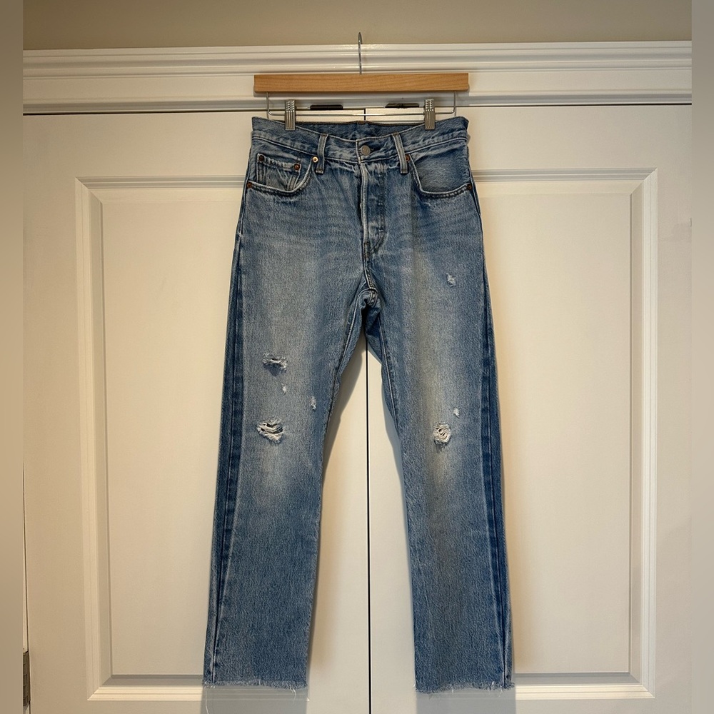 LEVIS 501s distressed cropped two-tone jeans, Size W27 L28